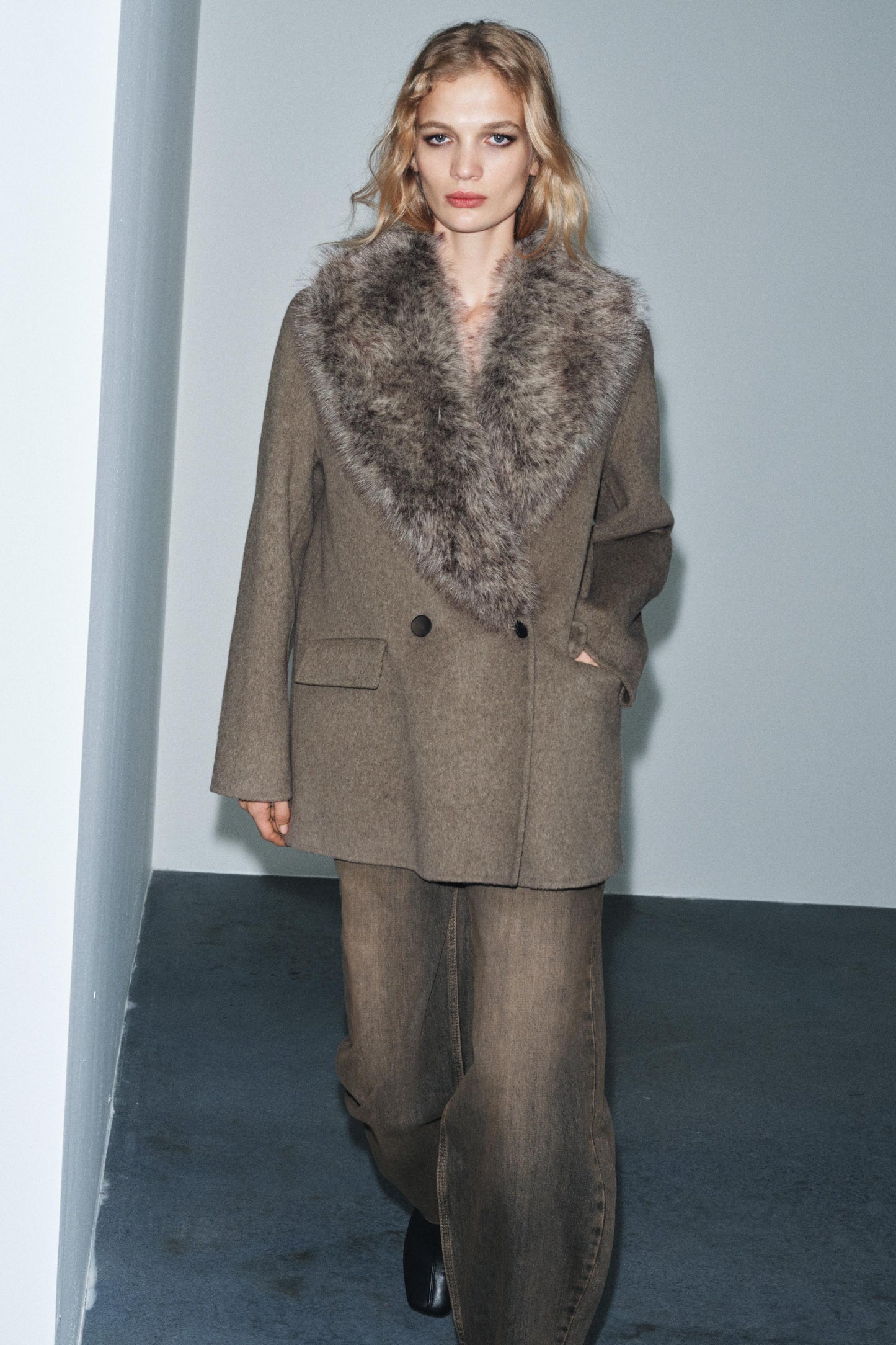 Veste En Maille Avec Col Effet Fourrure