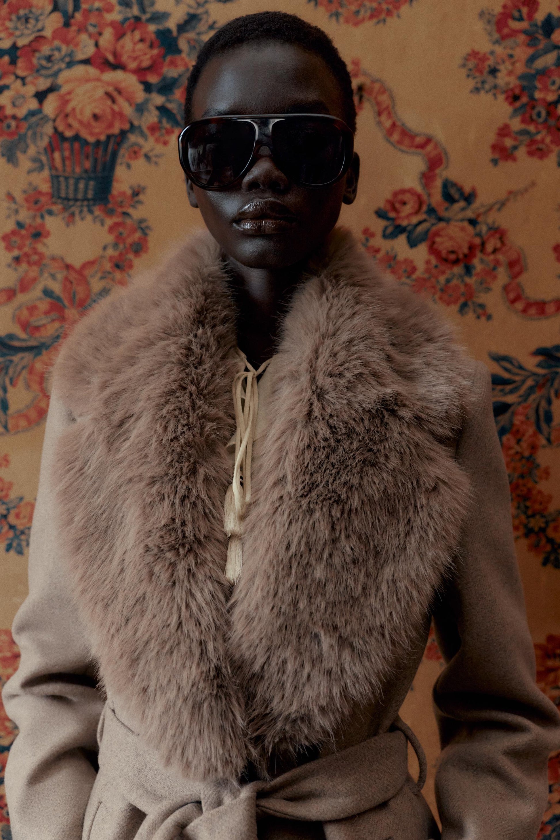 #A89083, Vison clair